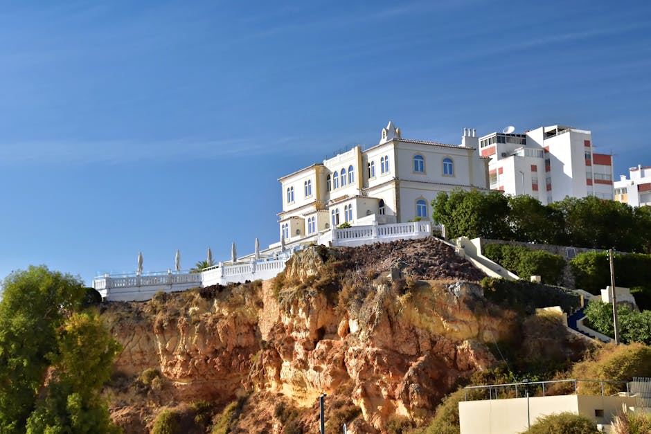 Algarve Clifftop Compounds for Yacht Owners