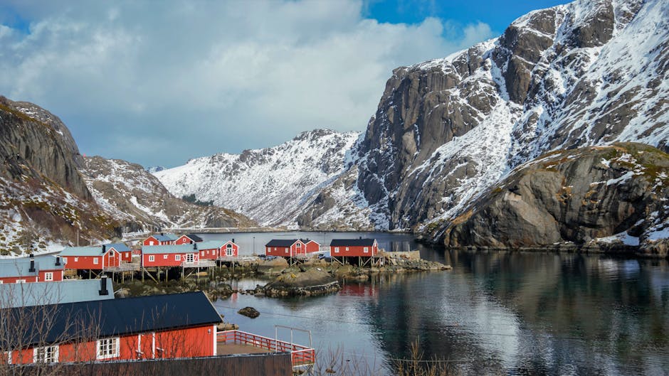Lofoten Private Cabins for Northern Lights Luxury