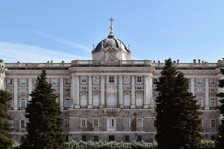 Madrid Aristocratic Townhouses for Long-Term Confidential Stays